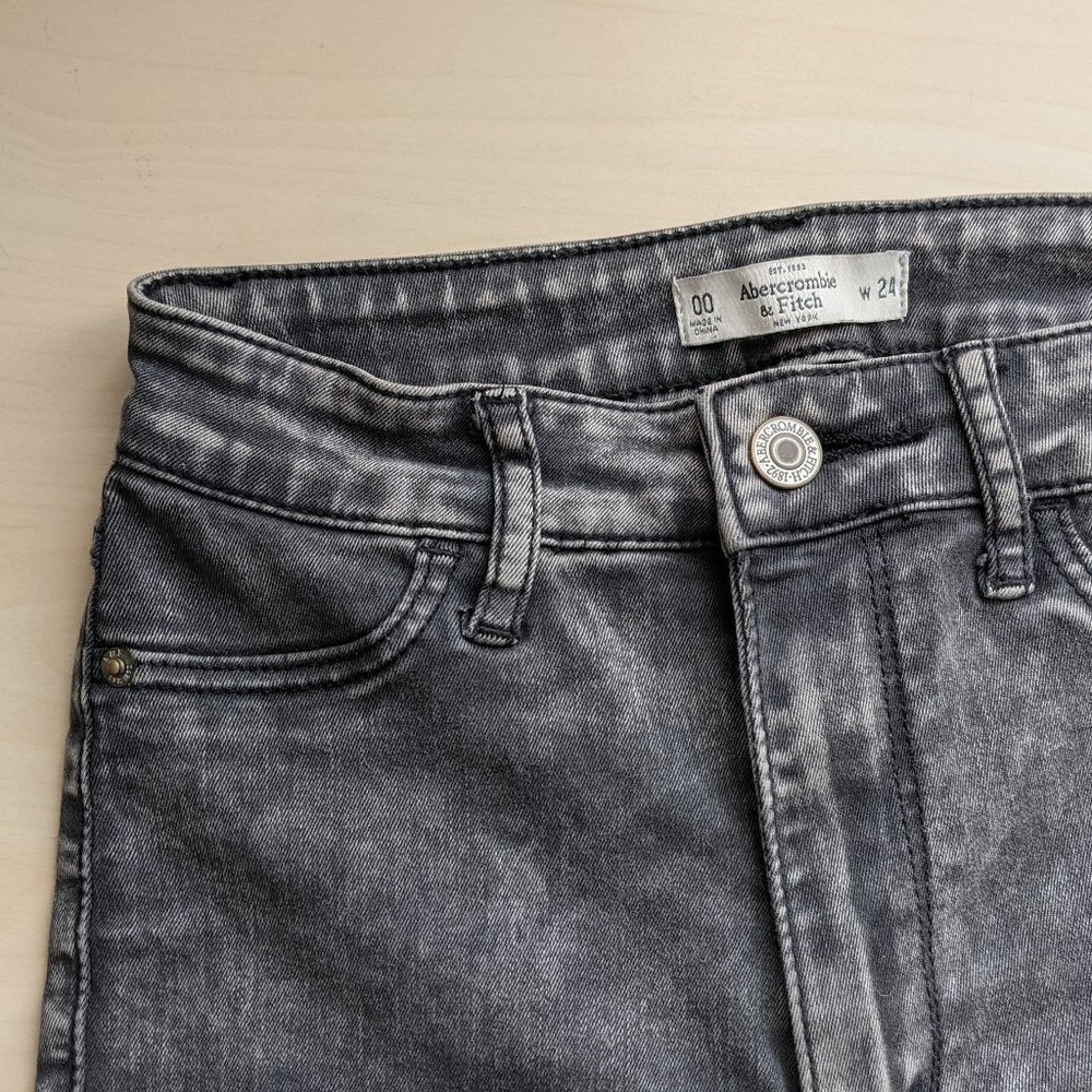 ABERCROMBIE & FITCH | Super Skinny High Rise Jeans